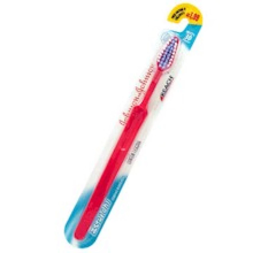 Escova Dental Macia Reach 30 JOHNSON & JOHNSON