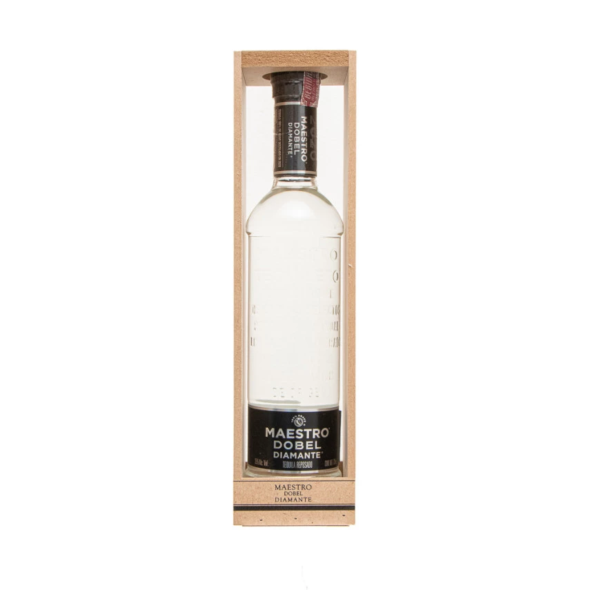 Tequila Maestro Dobel Diamante JOSE CUERVO 700ml