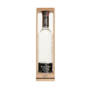 Tequila Maestro Dobel Diamante JOSE CUERVO 700ml