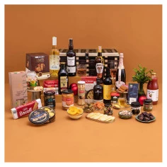 Cesta de Natal Chardonnay – 27 itens 