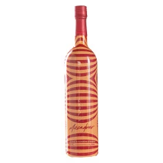 Licor Macadomo Macadâmia E Caramelo 750ml
