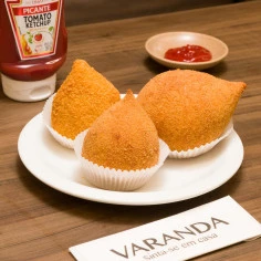 COXINHA FGO PETIT MASSA BAT 120G VARANDA